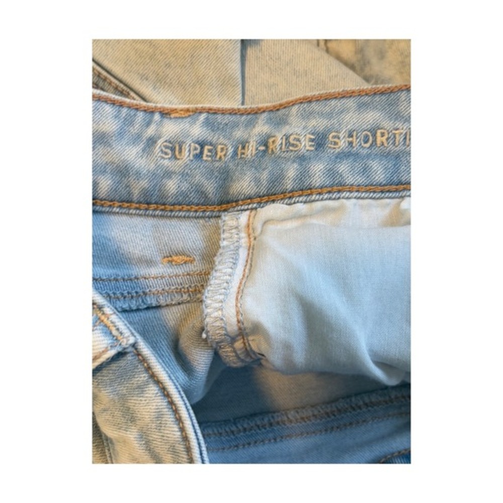 American Eagle Super High Rise Shortie Jean Short Light Wash Denim 2 - Picture 3 of 7